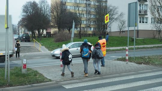 Strażnicy ruchu drogowego przy 30 przejściach dla pieszych koło szkół w Lublinie