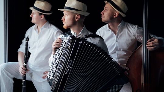 Street Whispers w Kazimierzu Dolnym