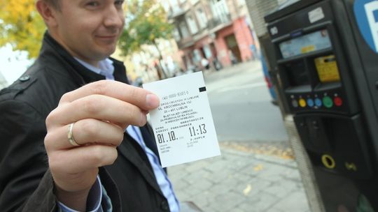 Strefa parkowania w Lublinie: parkomaty zadziałały, ulice opustoszały