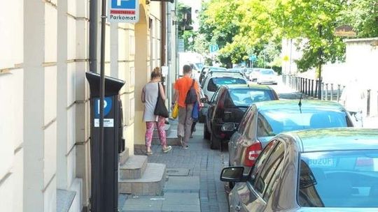 Strefa parkowania w Lublinie. Wojewoda chce poprawek: "Jest niebezpiecznie"