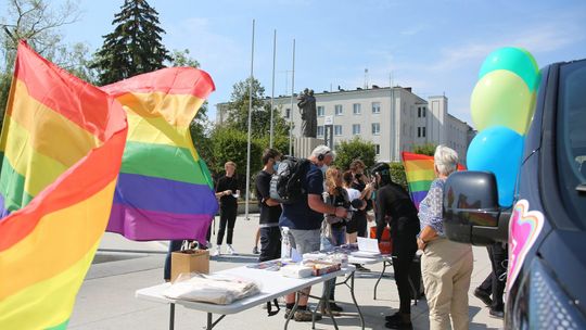 Strefa wolna od LGBT zostaje w powiecie świdnickim. Zaskakujący ruch opozycji