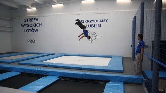 Strefa Wysokich Lotów w Lublinie. Kolejny park trampolin otwarty (zdjęcia)