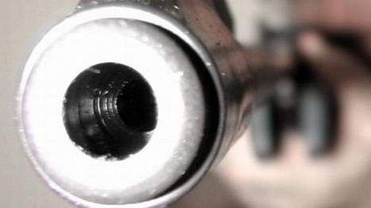 Strzelał do puszek, trafił 5-letnie dziecko