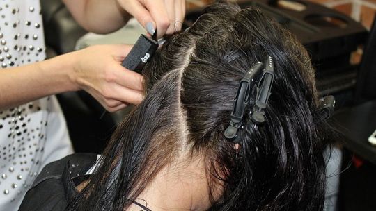 Strzygli mimo obostrzeń, ale prokuratura dwa razy nie dostrzegła przestępstwa