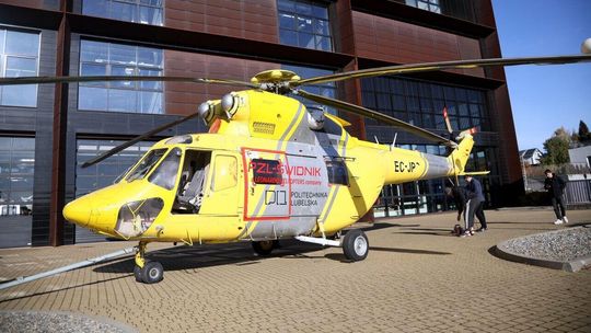 Studenci będą rozkręcać śmigłowiec