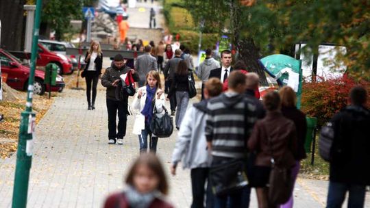 Studenci: Chcą miejsca do grillowania i mniej patroli policji