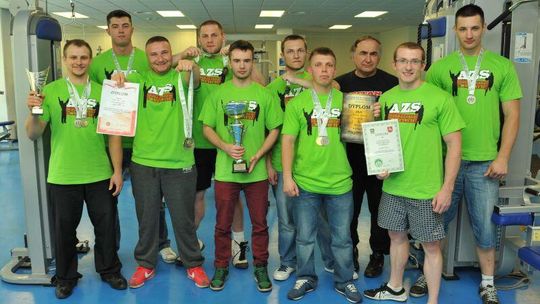 Studenci UP rewelacją Akademickich Mistrzostw Polski w trójboju siłowym klasycznym