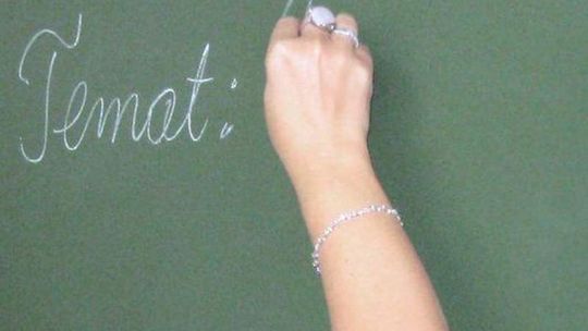 Studia, dotacje i szkolenia dla odchodzących z oświaty