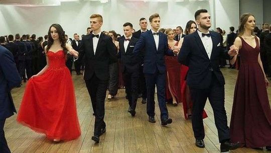 Studniówka 2018: Bal III LO w Lublinie [dużo zdjęć]