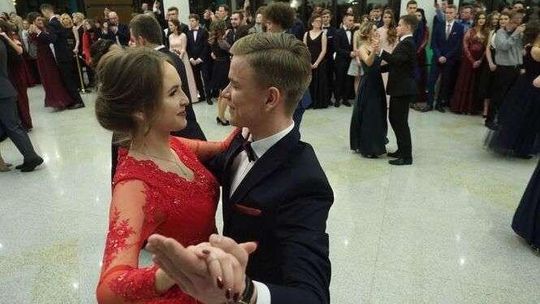 Studniówka 2018: Bal uczniów I LO im. Staszica w Lublinie [zdjęcia]