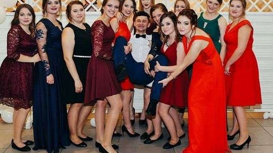 Studniówka 2018: Bal uczniów ZS nr 1 w Puławach [zdjęcia]