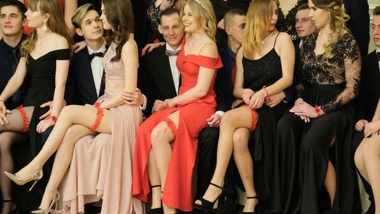 Studniówka 2019: Bal maturzystów Akademickiego Liceum Mistrzostwa Sportowego [zdjęcia]