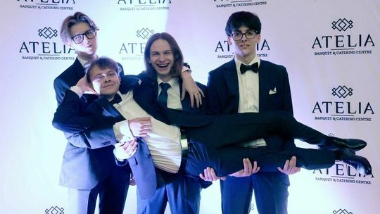 Studniówka IV Liceum Ogólnokształcącego w Lublinie. Jeden z ostatnich balów w tym roku. Zdjęcia