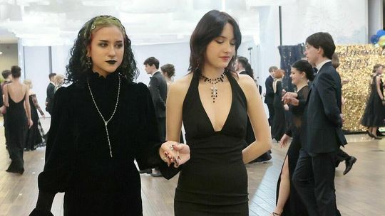 Studniówka Międzynarodowego Liceum Ogólnokształcącego im. Paderewskiego w Lublinie. Zdjęcia