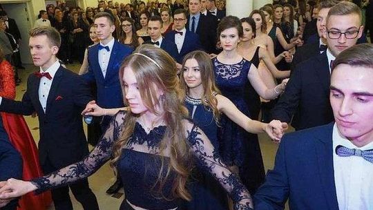 Studniówki 2017: Tak bawili się maturzyści z „Zamoya”