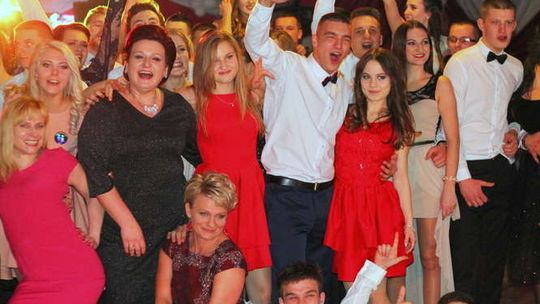 Studniówki 2017. Tak bawili się uczniowie VI LO w Puławach (zdjęcia)