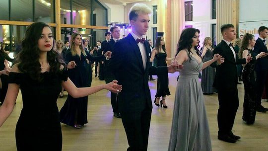 Studniówki 2022. Bal XXIX Liceum Ogólnokształcącego w Lublinie [zdjęcia]