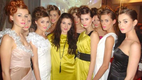 Sukienka na miarę królowej wieczoru