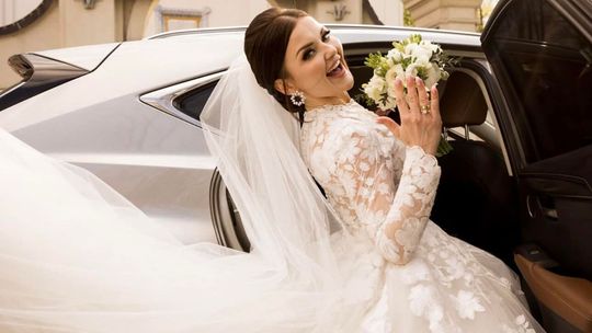 Suknia od TVN-u na aukcji. Można licytować 