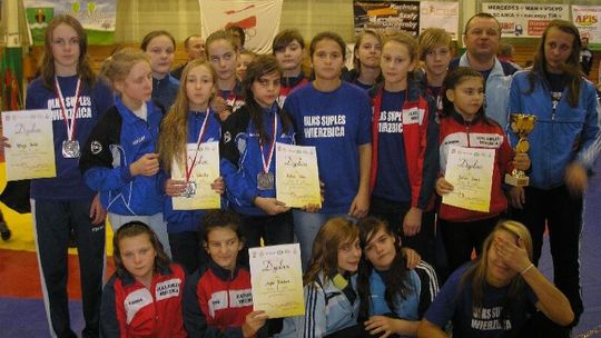 Suples Wierzbica został mistrzem kraju młodziczek w zapasach