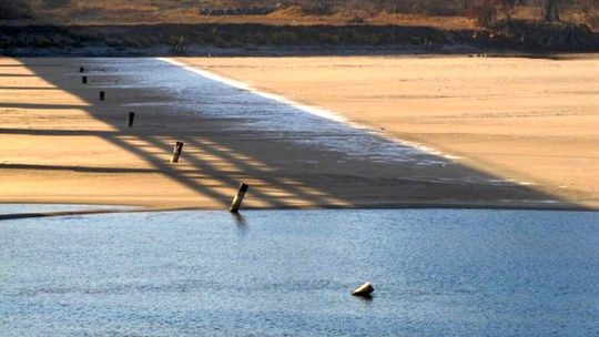 Susza w listopadzie. Coraz niższy stan wód w rzekach (zdjęcia)