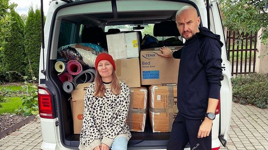 Swetry, koce, buty. Z Lublina można pomóc imigrantom na granicy