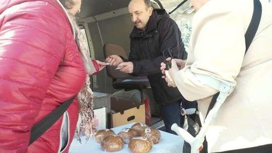 Świąteczne pomaganie. Możesz kupić, możesz podarować