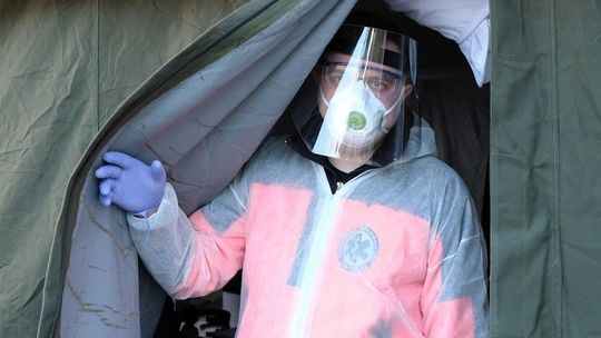Światowa Organizacja Zdrowia: Pandemia wciąż się rozprzestrzenia, prawie 4 mln zakażonych