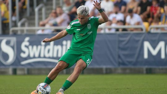 Świdniczanka wysoko przegrała w Ostrowcu. „Czerwona kartka była decydująca”