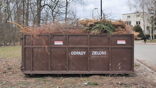 Świdnik: Kontenery na trawę i gałęzie wróciły. Mieszkańcy odetchnęli
