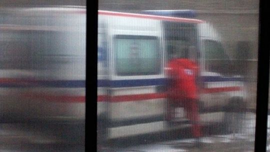 Świdnik: Pijany leżał w zaspie przy skrzyżowaniu