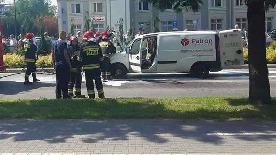 Świdnik: Pożar samochodu przy "placu Bolka i Lolka"