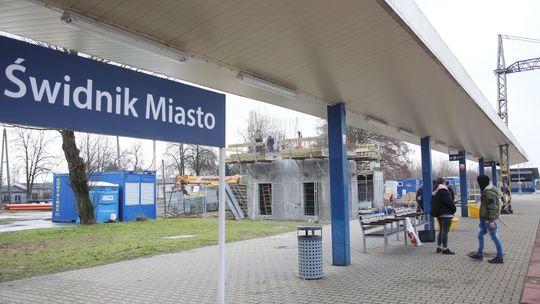 Świdnik: Tak wyrasta nowy dworzec kolejowy