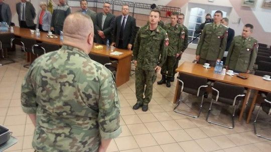 Świdnik z lokalnym wojskiem