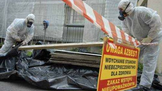 Świdnik: Zdejmą z dachu eternit za darmo