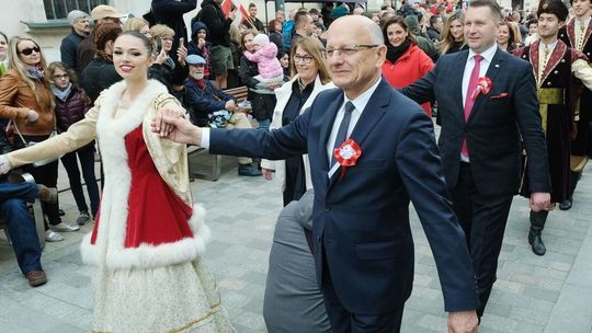 Święto 3 maja. Lublinianie na czele z prezydentem i wojewodą zatańczyli poloneza [zdjęcia]