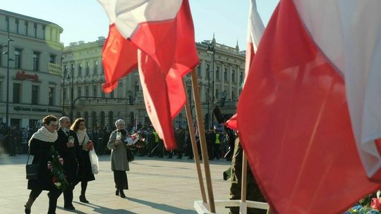 Święto Niepodległości wypada w sobotę. Czy należy się dzień wolny?