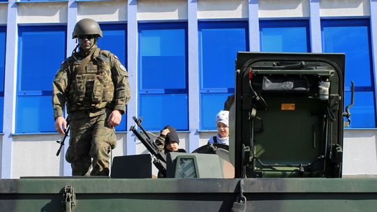 Święto Wojska Polskiego w Puławach. Zaśpiewają na placu, patriotycznie