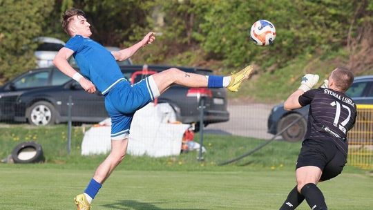 Sygnał Lublin zgubił punkty w meczu z Traweną Trawniki. Beniaminek groźny dla każdego [zdjęcia]