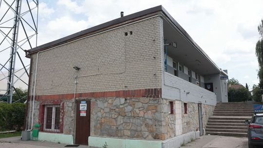 Sygnał trzyma kciuki żeby wystarczyło pieniędzy