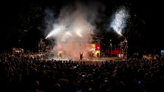 Sylwester 2019/2020 w Lublinie. Godzinowy program koncertów i występów na placu Litewskim