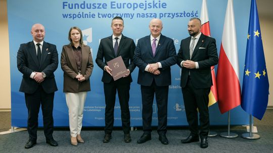 Sypnęli unijną kasą. Skorzystają rodziny pieczy zastępczej i niepełnosprawni