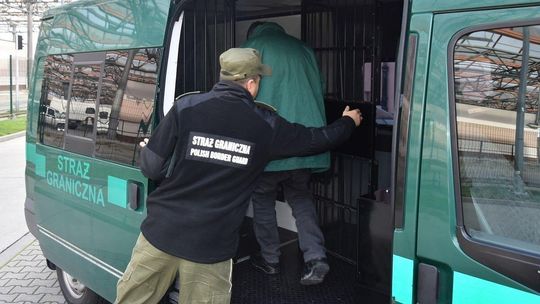 Syryjczyk podawał się za kierowcę ciężarówki. Chciał przekroczyć granicę