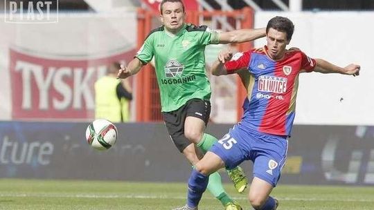 Szatałow zostaje, Cernych odchodzi