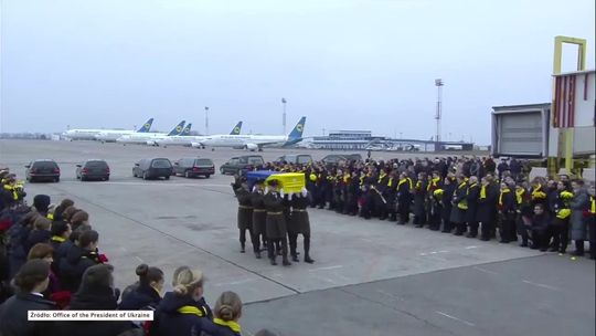 Szczątki ciał ofiar katastrofy dotarły na Ukrainę. Nadal czekają na czarne skrzynki