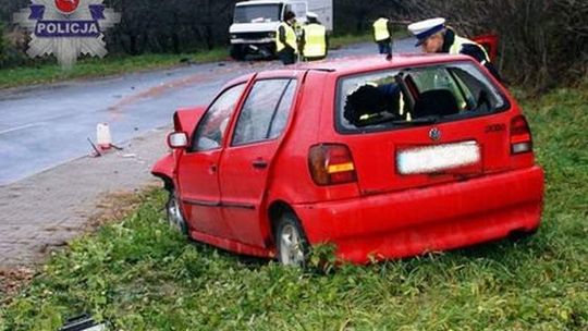 Szczebrzeszyn. Kierowca volkswagena zginął w wypadku