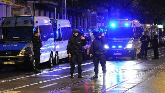 Szczecin: Mogło dojść do wybuchu, ewakuowano 200 osób (wideo)