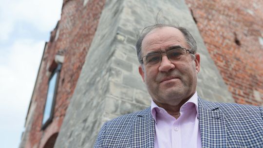 Szczepanik w kabriolecie i Cugowski w sutannie. O czym jeszcze jest w książce Zdzisława Pyszniaka?