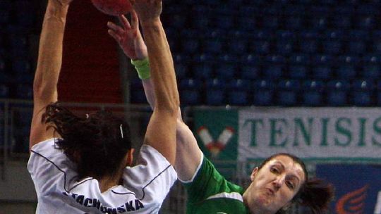 Szczypiornistki MKS o krok od finału