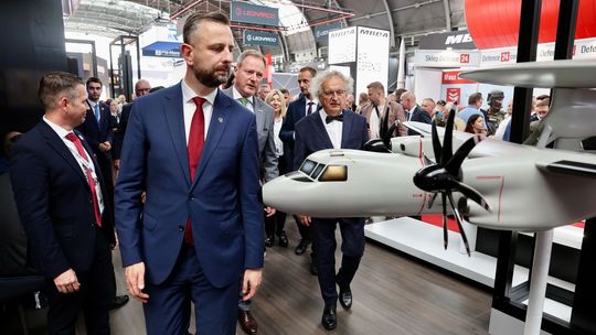 Szef MON: Przemysł zbrojeniowy będzie kołem napędowym polskiej gospodarki